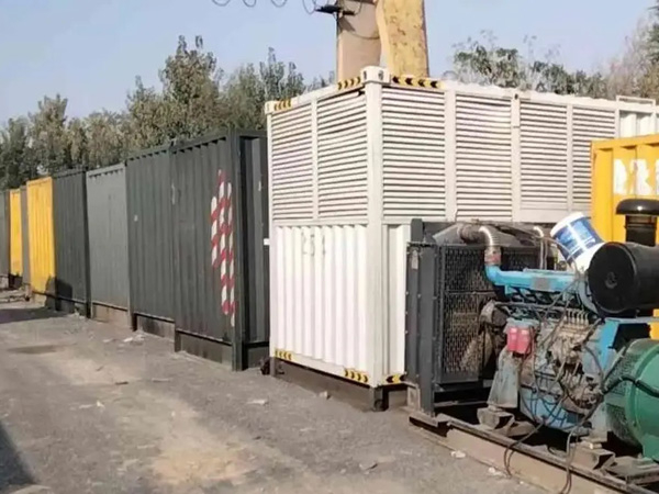 内丘200KW柴油发电机机组每小时油耗是多少？